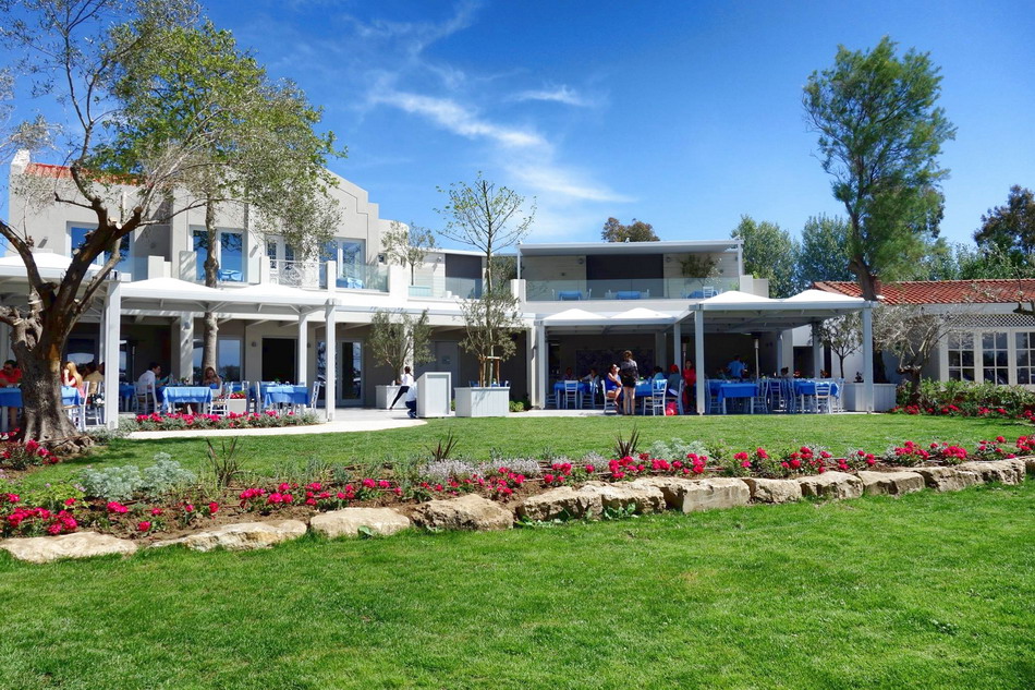  Sani beach Kasandra Halkidiki 